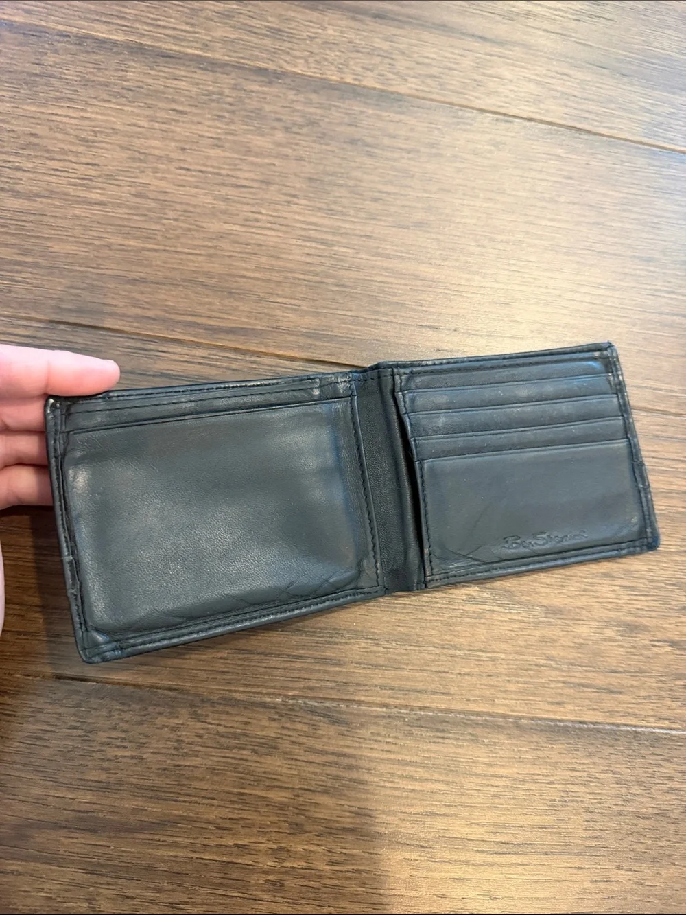 Ben Sherman Black Textured Bifold Wallet with Leather Trim - P1-2